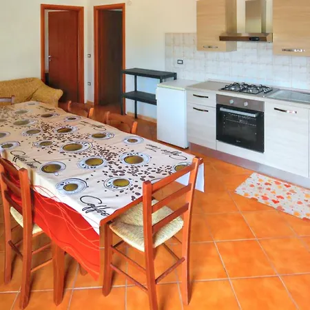 Beachside Retreat: 3-bedroom With Pool And Wi-fi Cardedu
